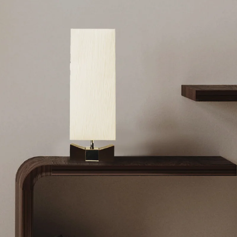 wooden table lamps with natural grain for a warm and organic feelKenji